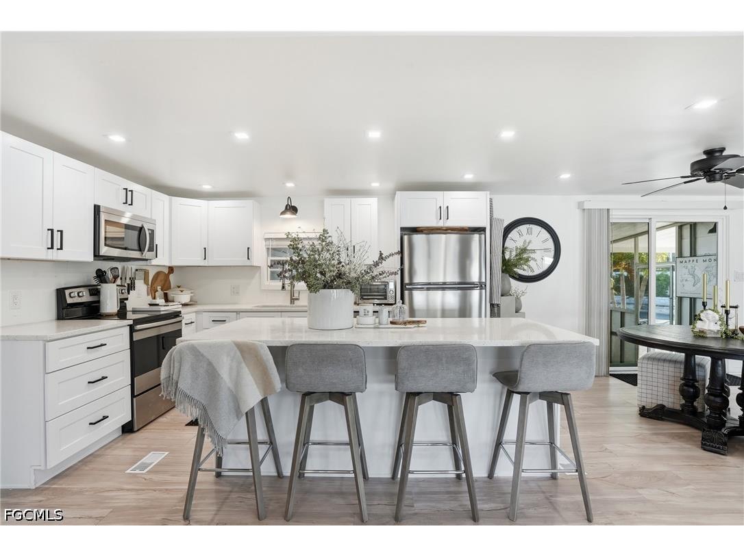 24850 Windward Boulevard Bonita Springs FL 34134 2026028015 image11