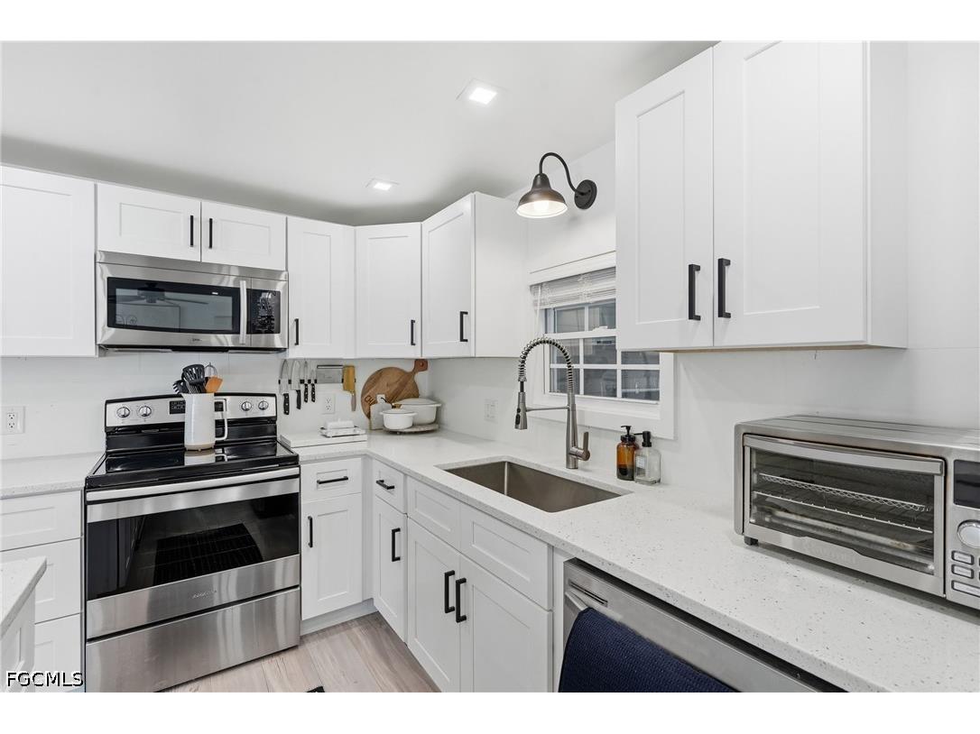 24850 Windward Boulevard Bonita Springs FL 34134 2026028015 image14