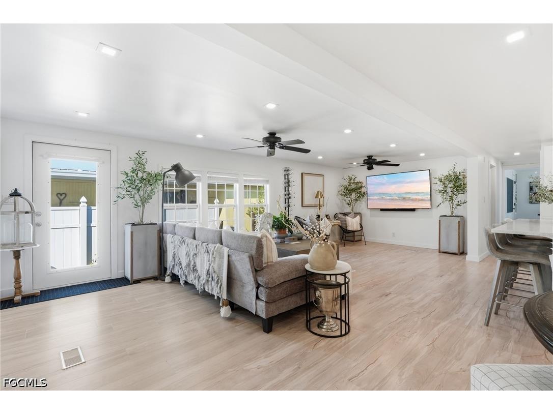 24850 Windward Boulevard Bonita Springs FL 34134 2026028015 image4