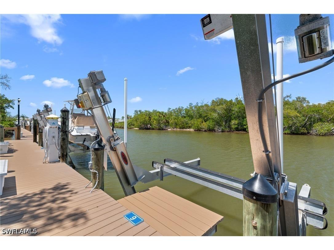 2488 Breakwater Way #102 Naples FL 34112 226015171 image43