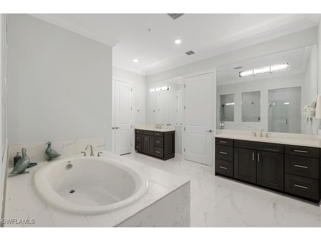 2488 Breakwater Way #201 Naples FL 34112 225050382 image17