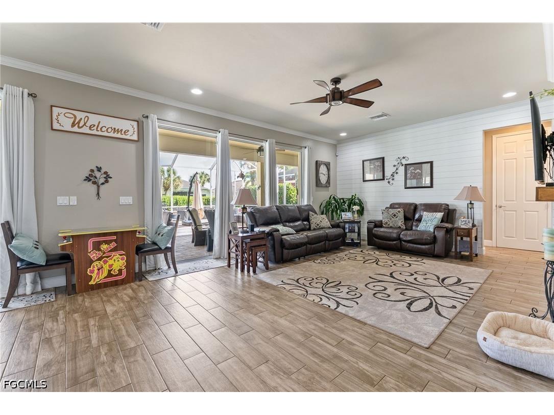 2489 Sutherland Court Cape Coral FL 33991 2026021246 image8