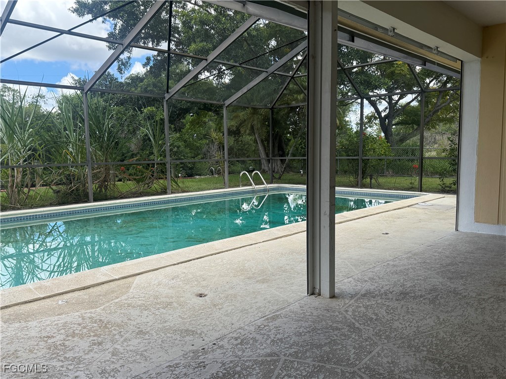 249 Alameda Avenue Fort Myers FL 33905 2025013620 image17