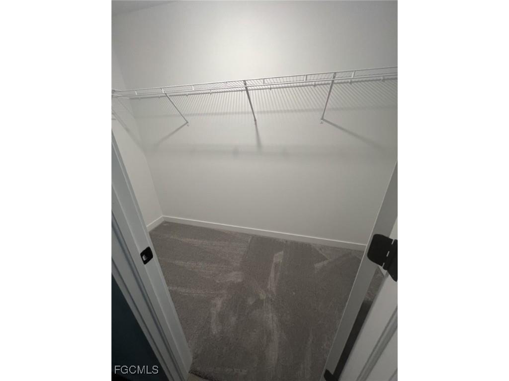 249 Blackstone Drive Fort Myers FL 33913 2025026366 image8