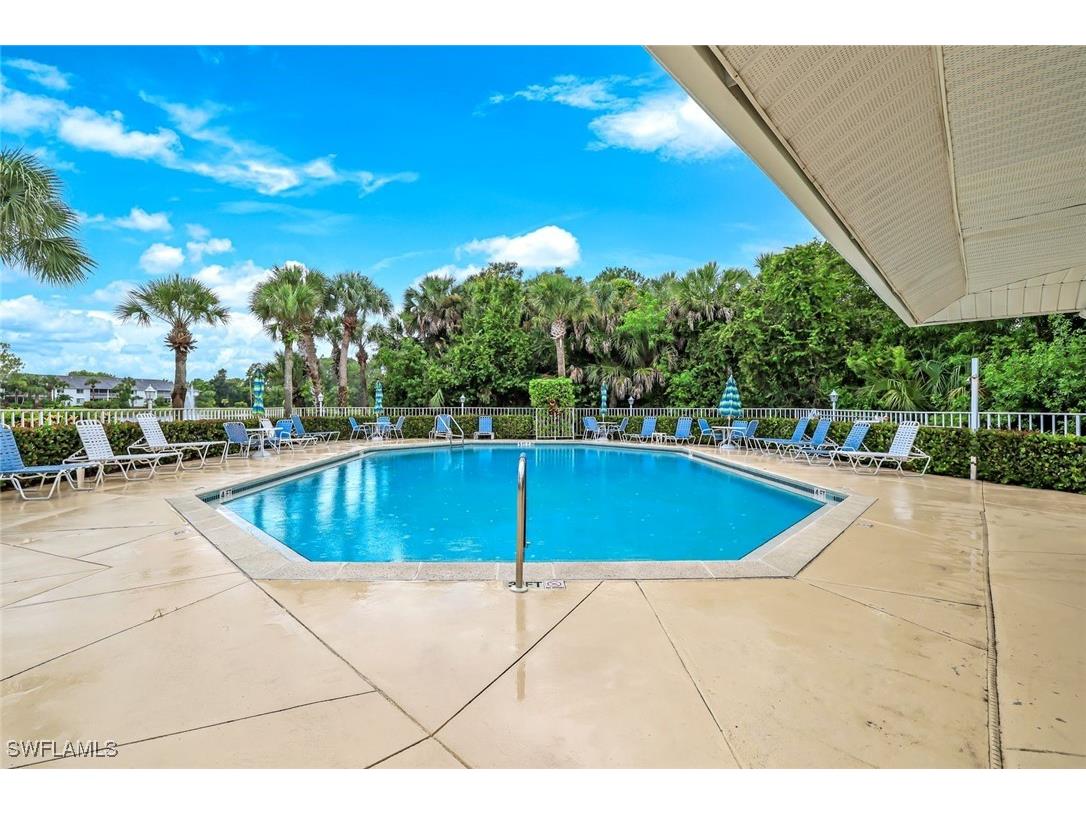 249 Gabriel Circle #2702 Naples FL 34104 225059812 image16