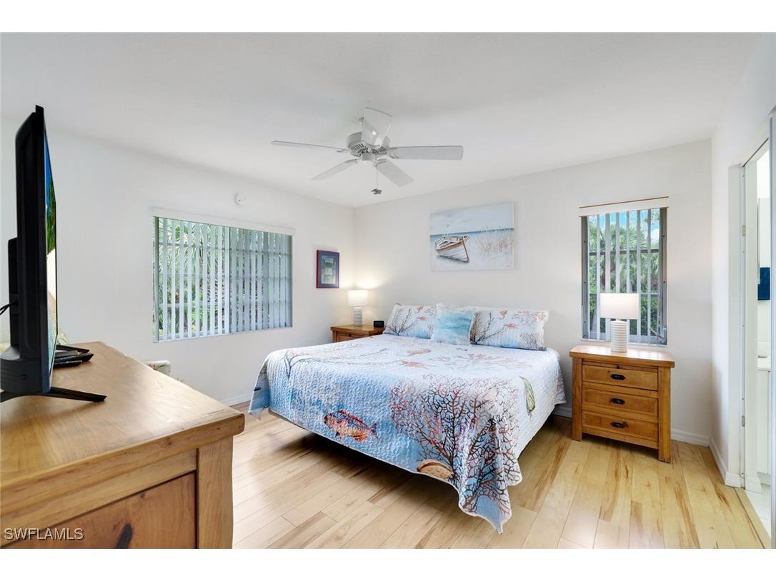 249 Gabriel Circle #2702 Naples FL 34104 225059812 image7