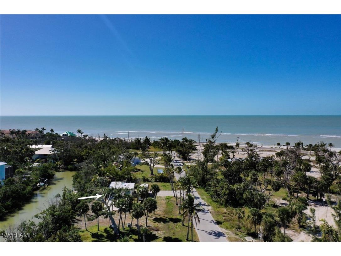 2490 Coconut Drive Sanibel FL 33957 224068812 image4