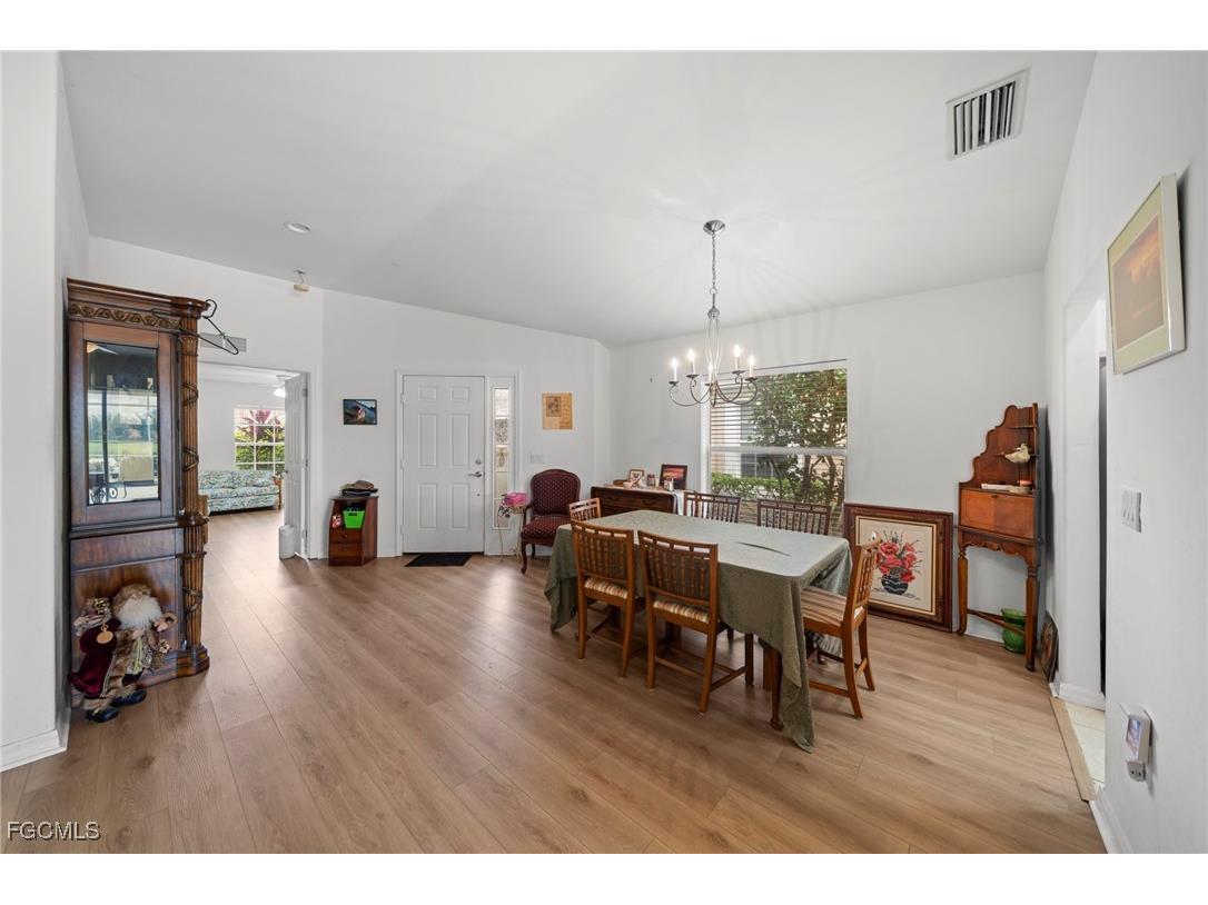 2492 Belleville Court Cape Coral FL 33991 2025013138 image12