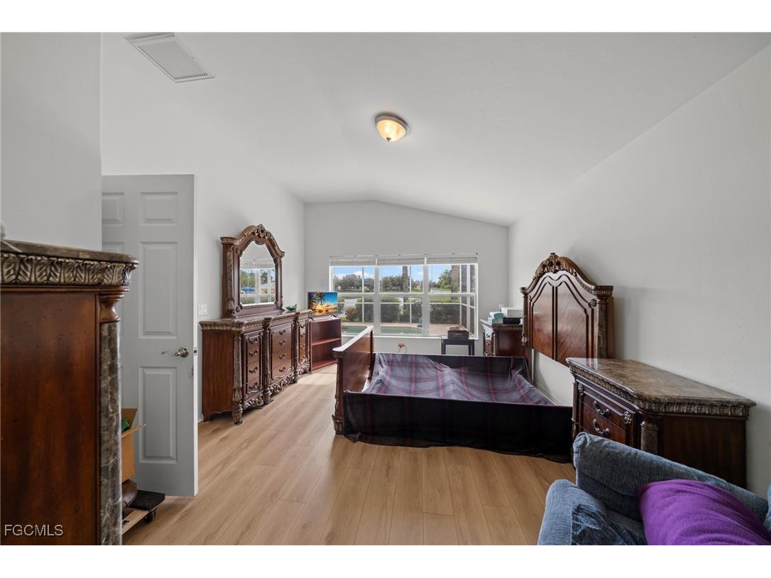 2492 Belleville Court Cape Coral FL 33991 2025013138 image15