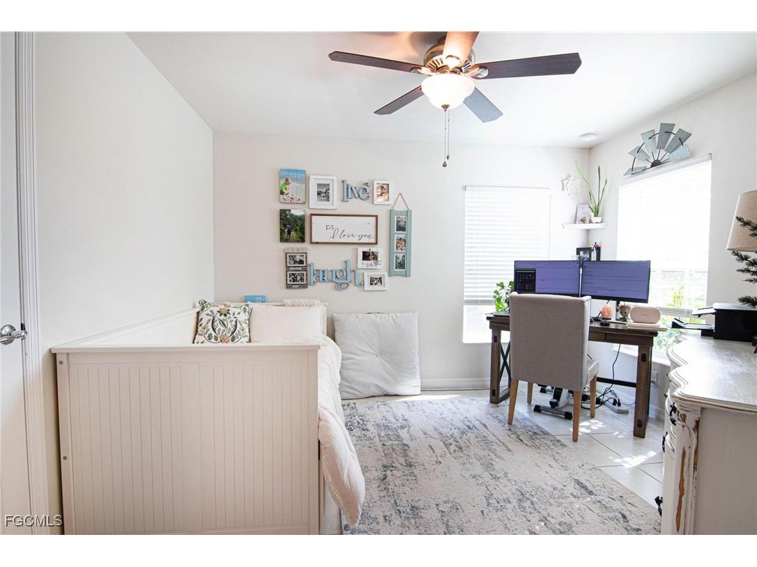 2493 Anguilla Drive Cape Coral FL 33991 2025024766 image17