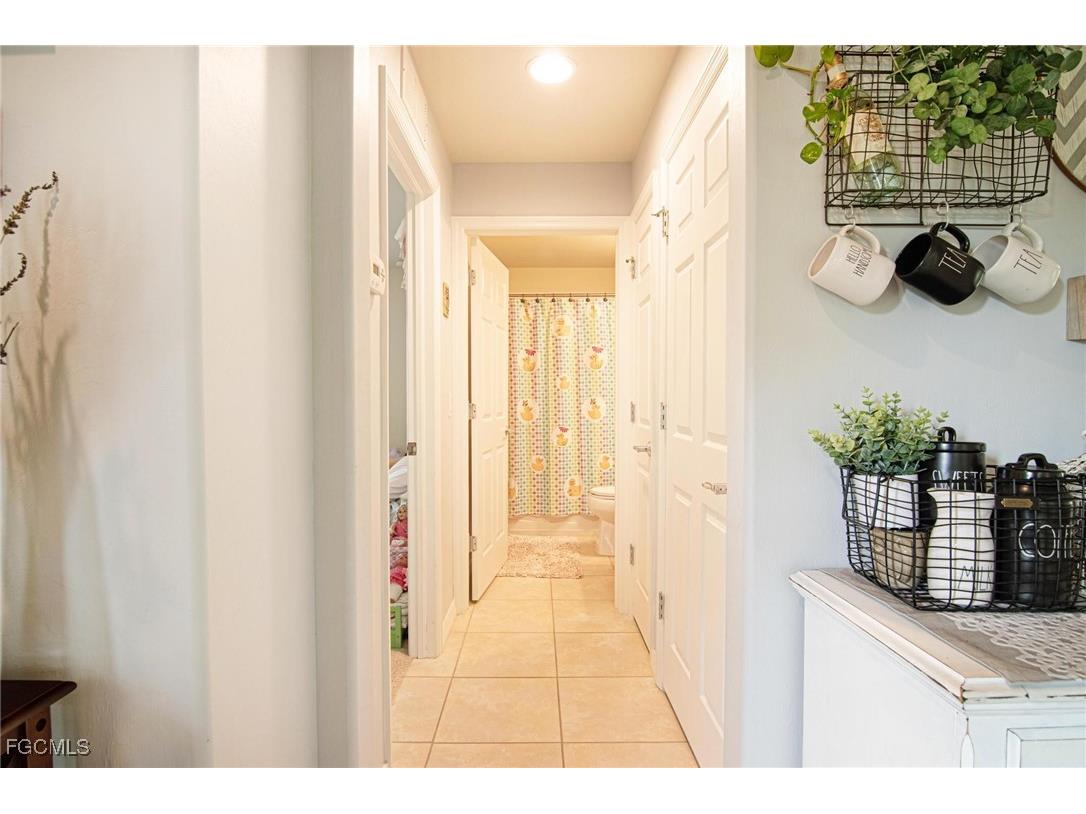 2493 Anguilla Drive Cape Coral FL 33991 2025024766 image19