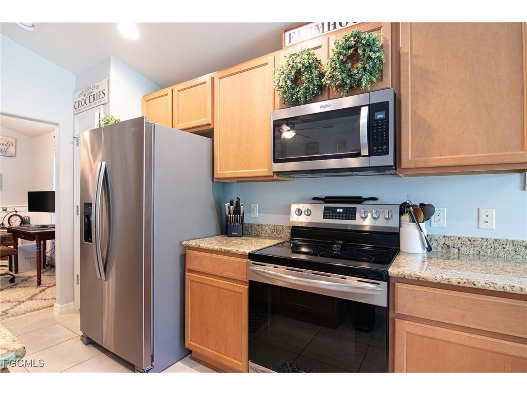 2493 Anguilla Drive Cape Coral FL 33991 2025024766 image3