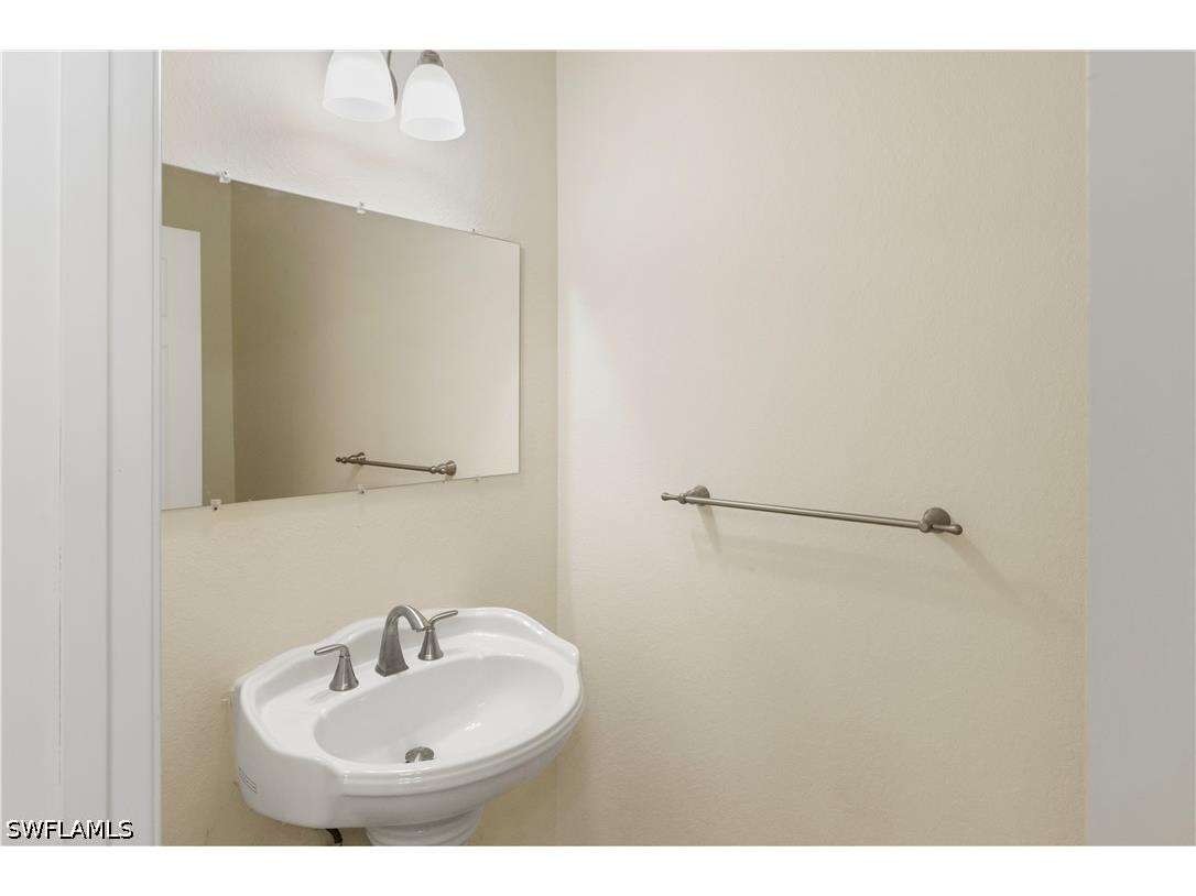 2495 62nd Avenue NE Naples FL 34120 226022057 image17