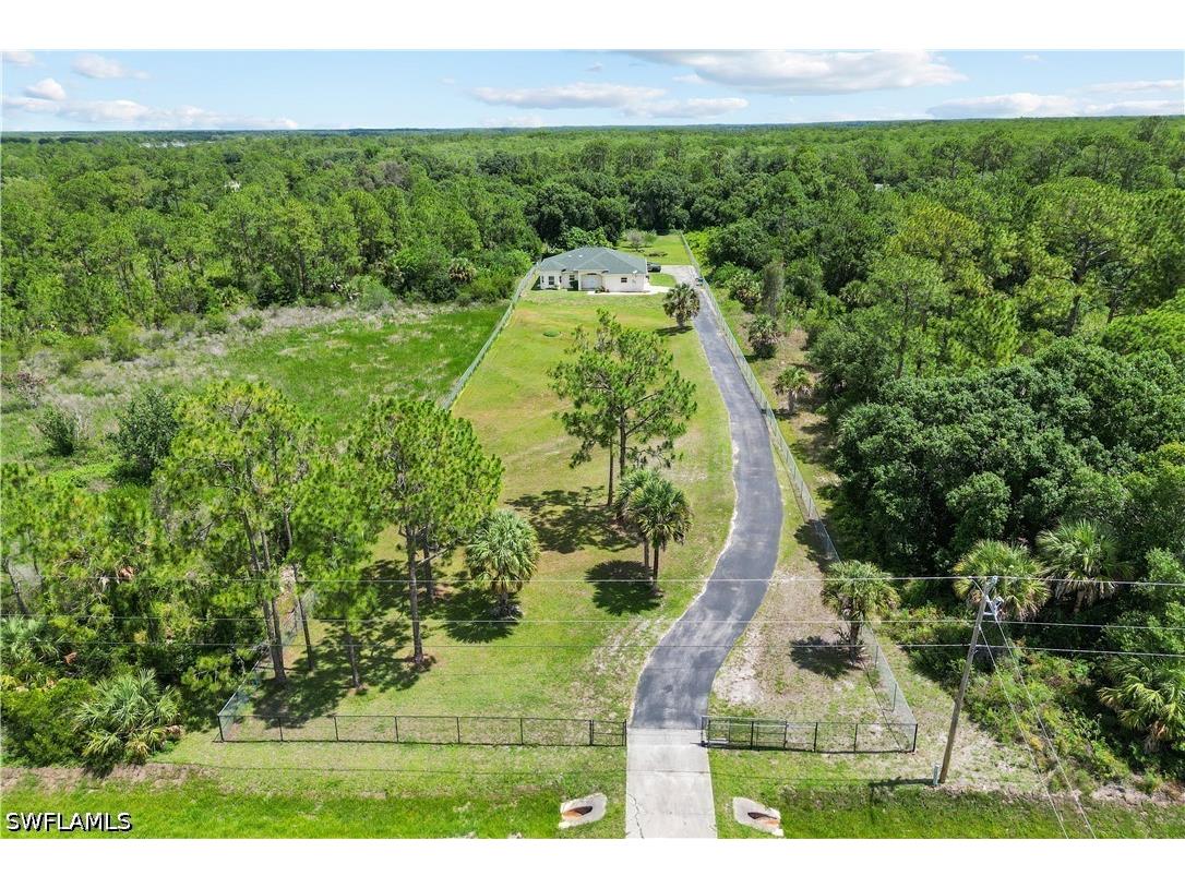 2495 62nd Avenue NE Naples FL 34120 226022057 image39