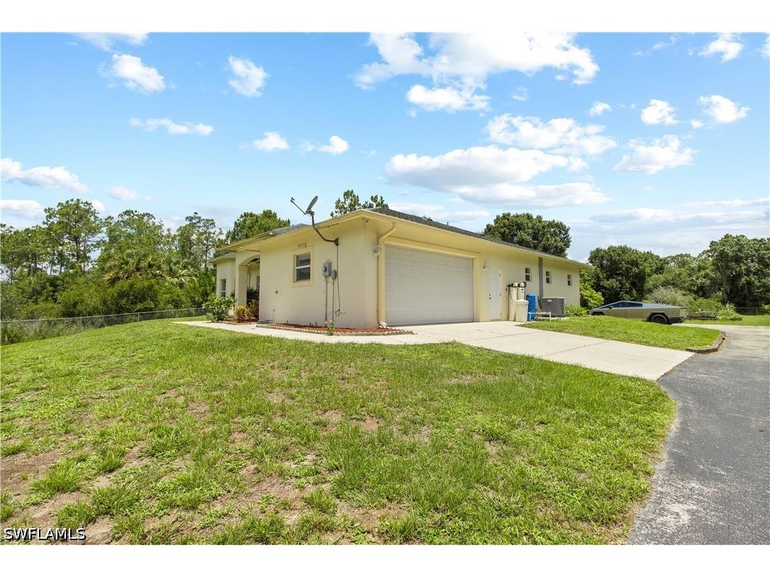 2495 62nd Avenue NE Naples FL 34120 226022057 image4