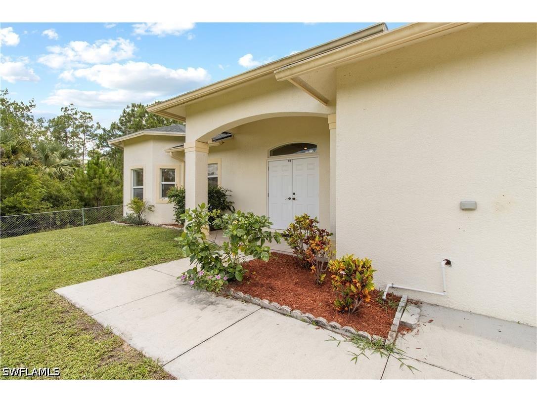 2495 62nd Avenue NE Naples FL 34120 226022057 image5