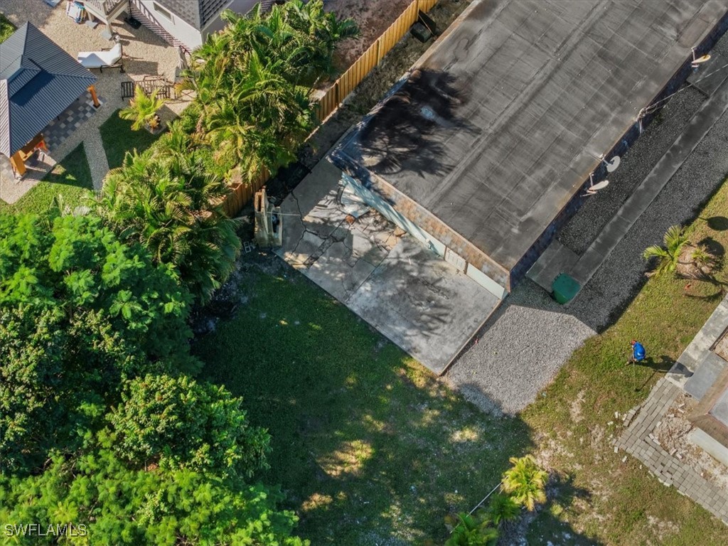 2495 Bayside Street Naples FL 34112 225083696 image9