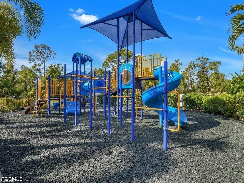 2495 Ciales Court Cape Coral FL 33909 2026023255 image48
