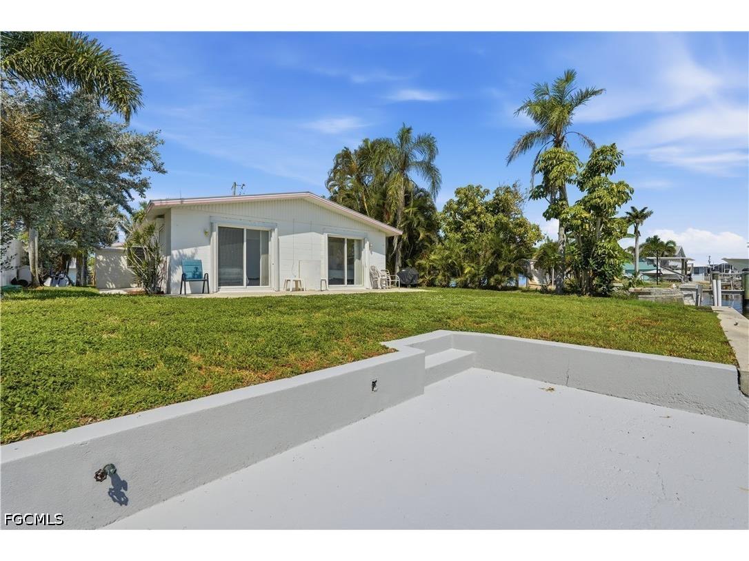 2498 Bayshore Drive Matlacha FL 33993 2026027347 image16