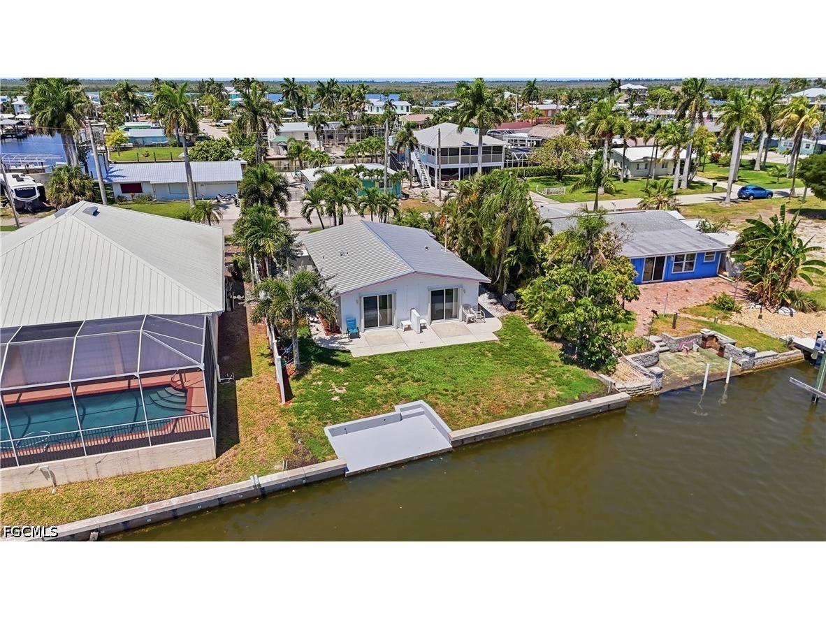 2498 Bayshore Drive Matlacha FL 33993 2026027347 image30