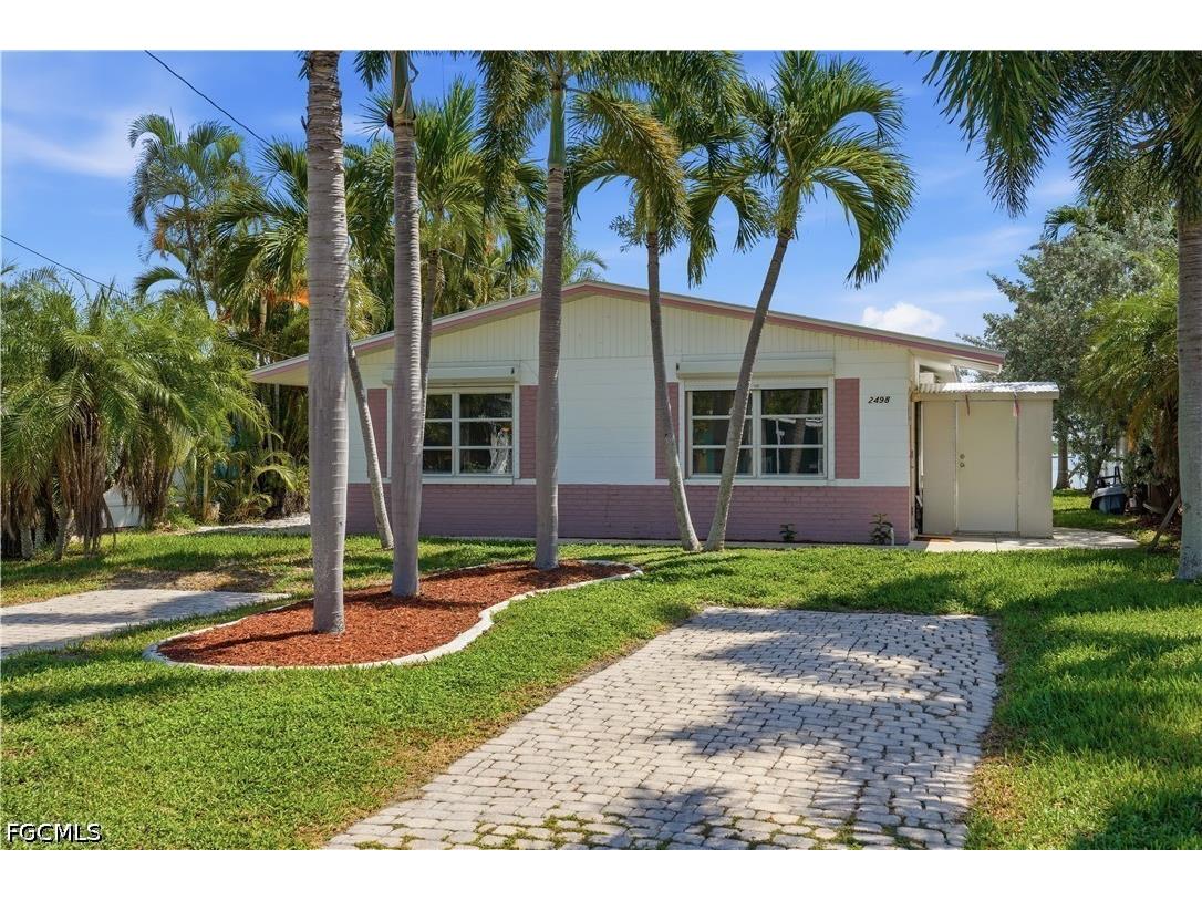 2498 Bayshore Drive Matlacha FL 33993 2026027347 image4