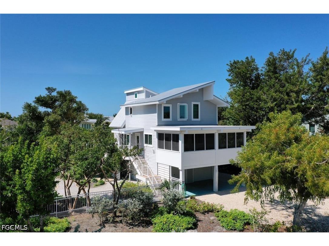 2499 Harbour Lane Sanibel FL 33957 2026019065 image1