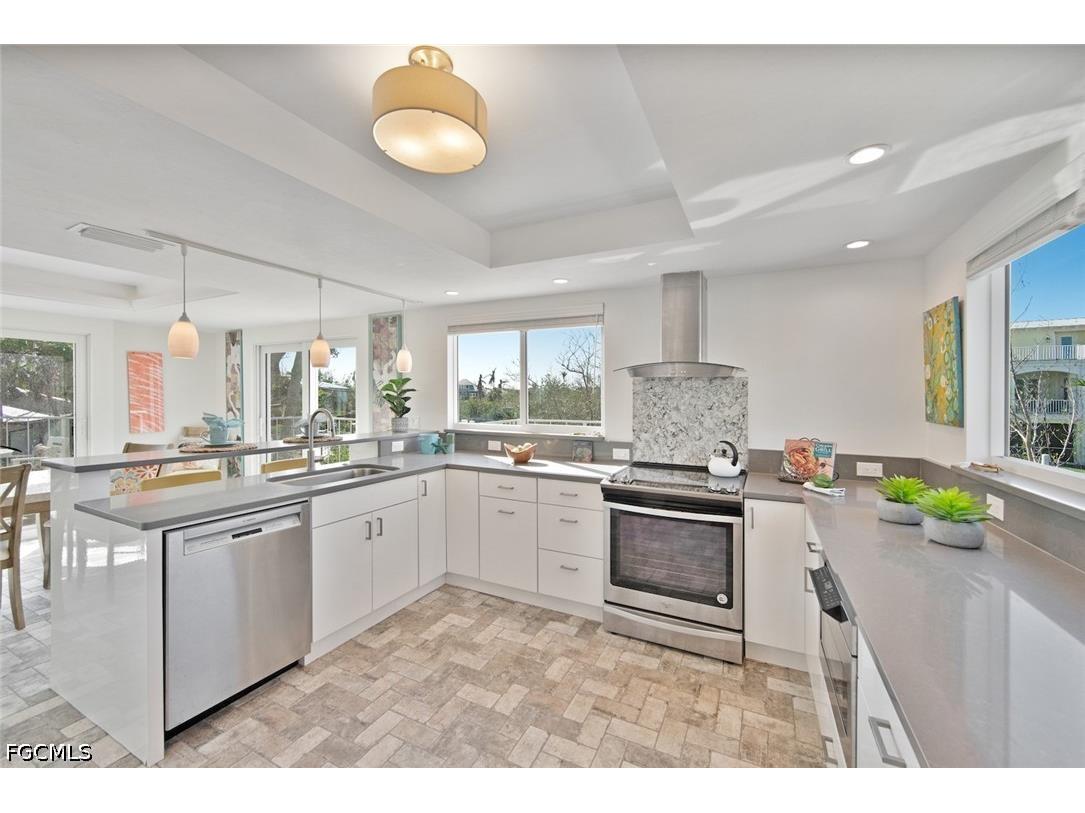 2499 Harbour Lane Sanibel FL 33957 2026019065 image12