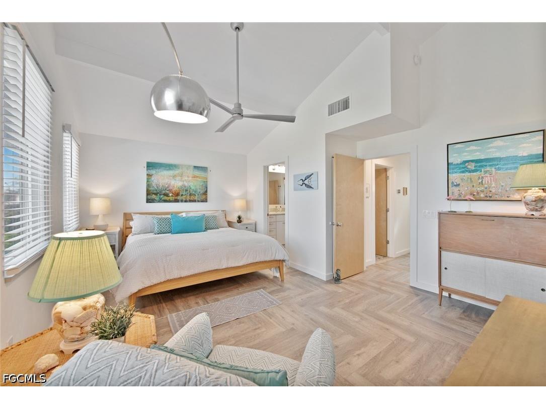 2499 Harbour Lane Sanibel FL 33957 2026019065 image15