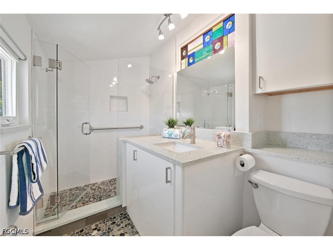 2499 Harbour Lane Sanibel FL 33957 2026019065 image19