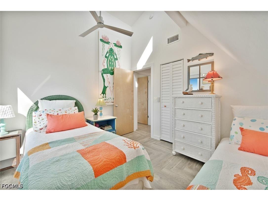 2499 Harbour Lane Sanibel FL 33957 2026019065 image21
