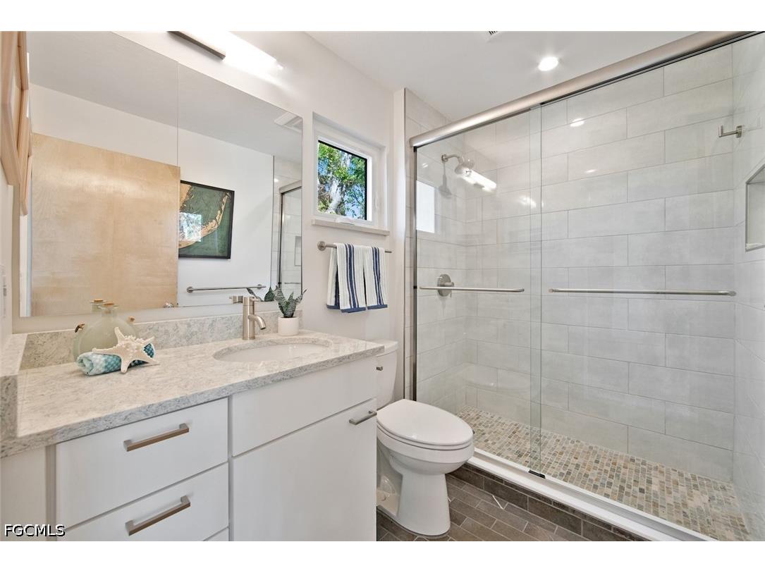 2499 Harbour Lane Sanibel FL 33957 2026019065 image22