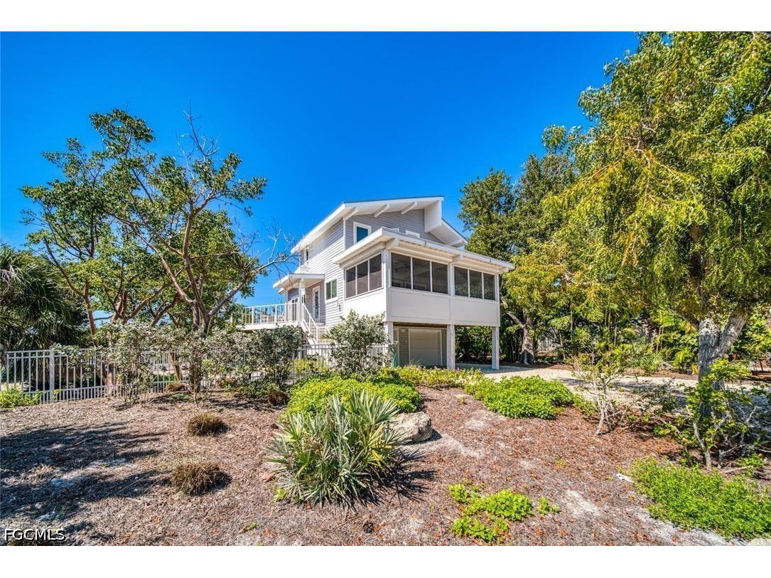 2499 Harbour Lane Sanibel FL 33957 2026019065 image33