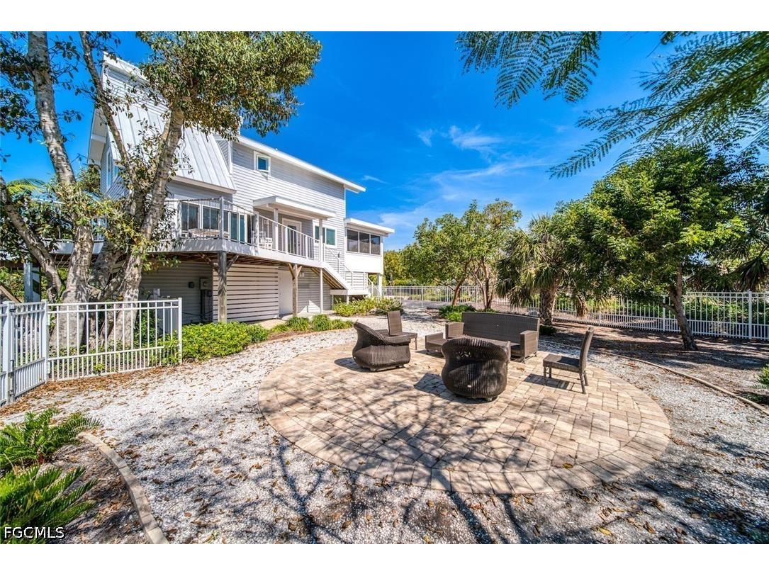 2499 Harbour Lane Sanibel FL 33957 2026019065 image34