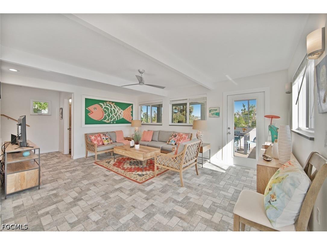 2499 Harbour Lane Sanibel FL 33957 2026019065 image4