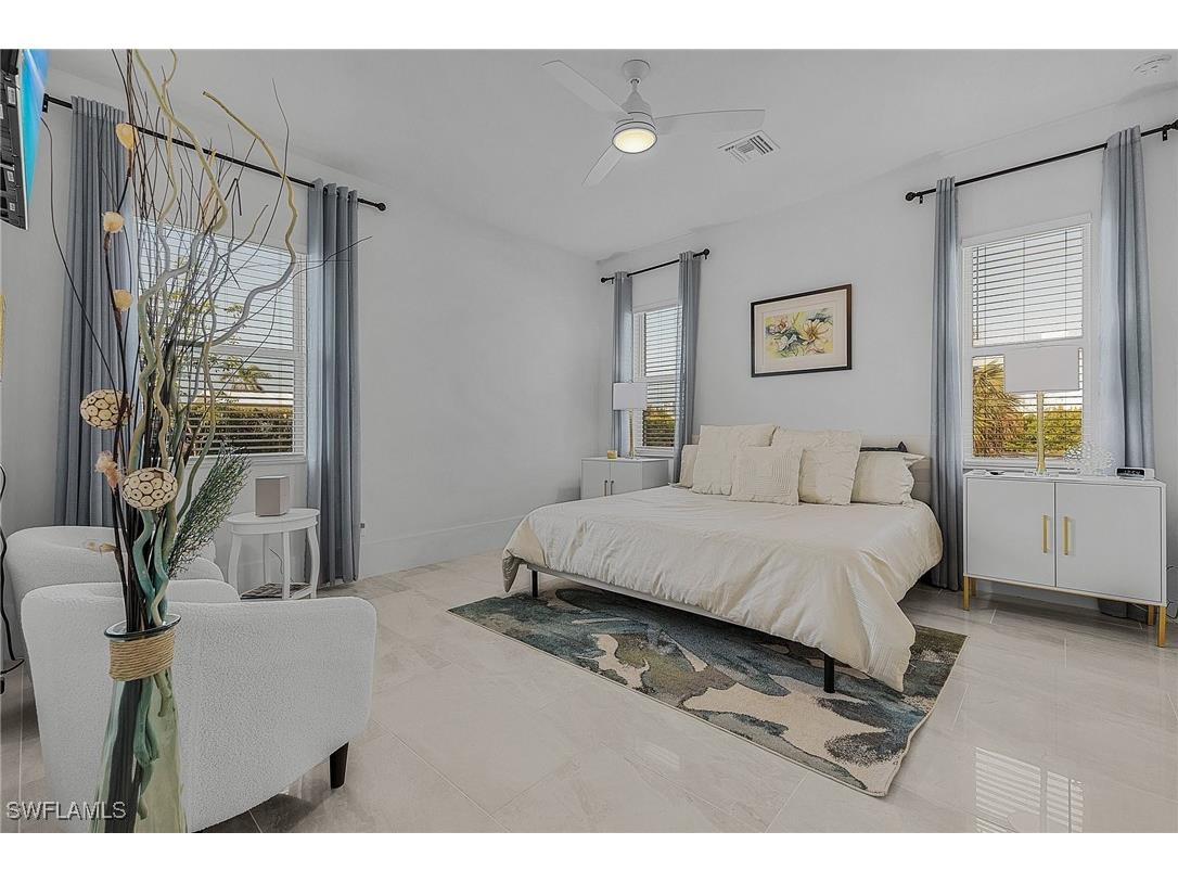 2499 Pine Street Naples FL 34112 225085000 image8
