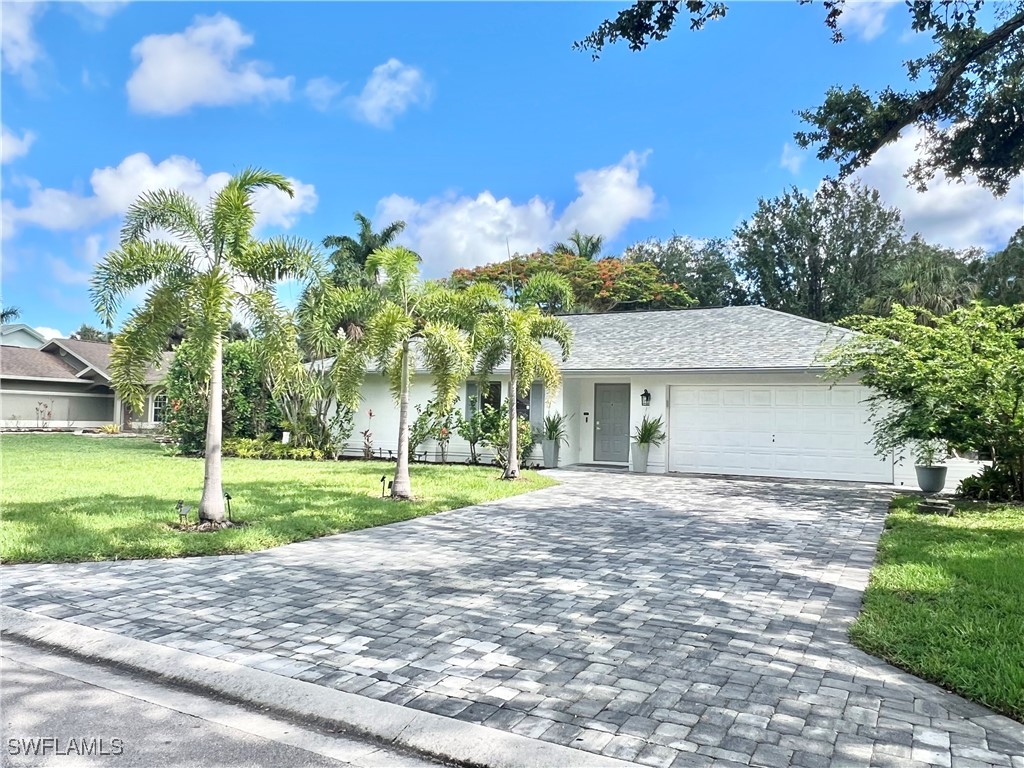 2499 River Reach Drive Naples FL 34104 225067601 image1