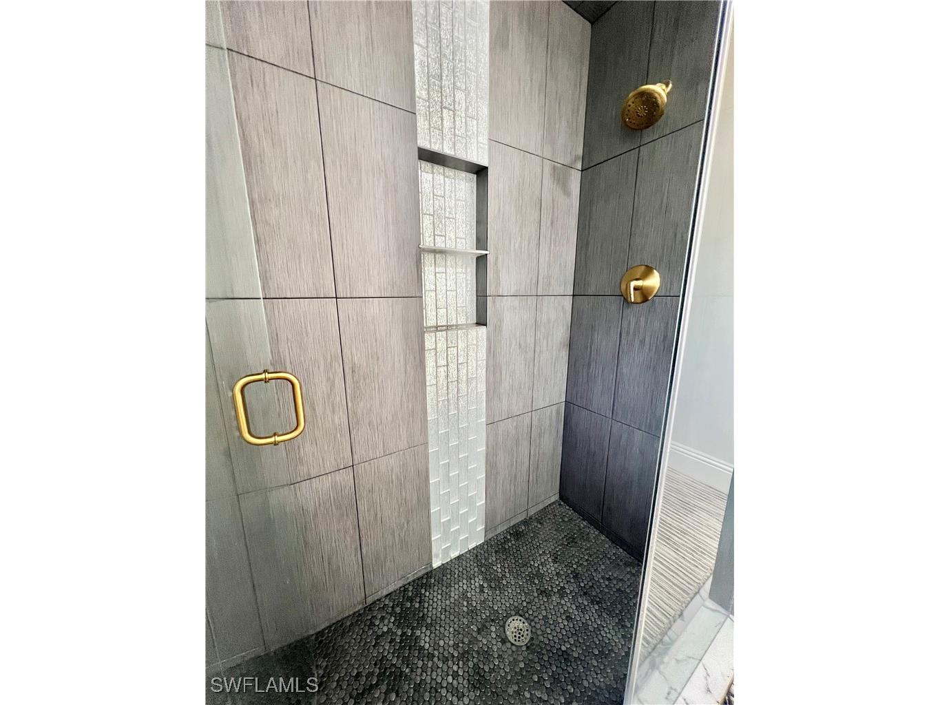 2499 River Reach Drive Naples FL 34104 225067601 image22