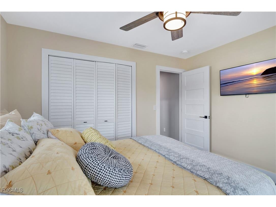 2499 Sapodilla Lane Saint James City FL 33956 2025021790 image22