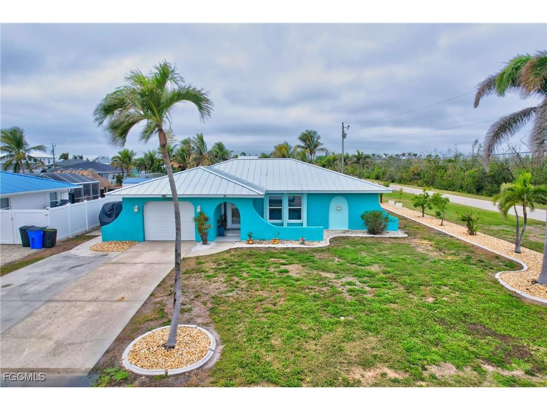 2499 Sapodilla Lane Saint James City FL 33956 2025021790 image34