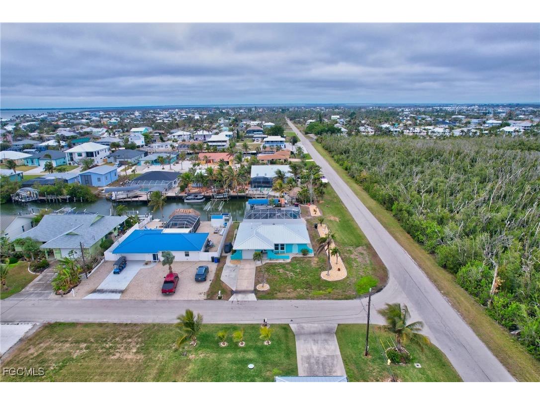 2499 Sapodilla Lane Saint James City FL 33956 2025021790 image36