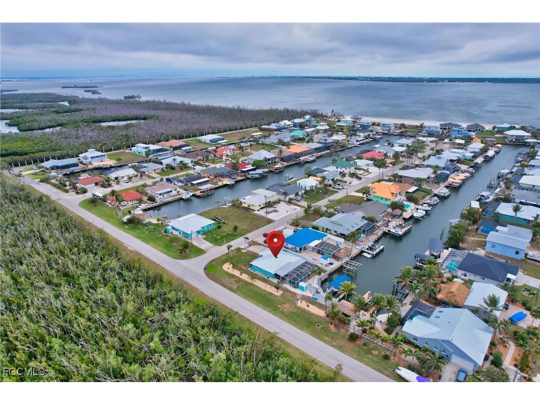 2499 Sapodilla Lane Saint James City FL 33956 2025021790 image40