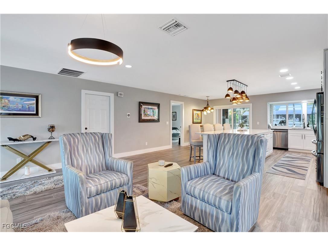 2499 Sapodilla Lane Saint James City FL 33956 2025021790 image7