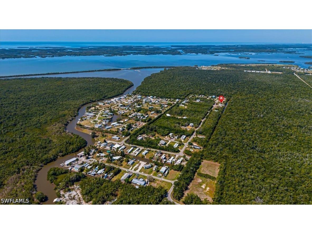 25 & 26 Plantation Drive Everglades City FL 34141 226013501 image1