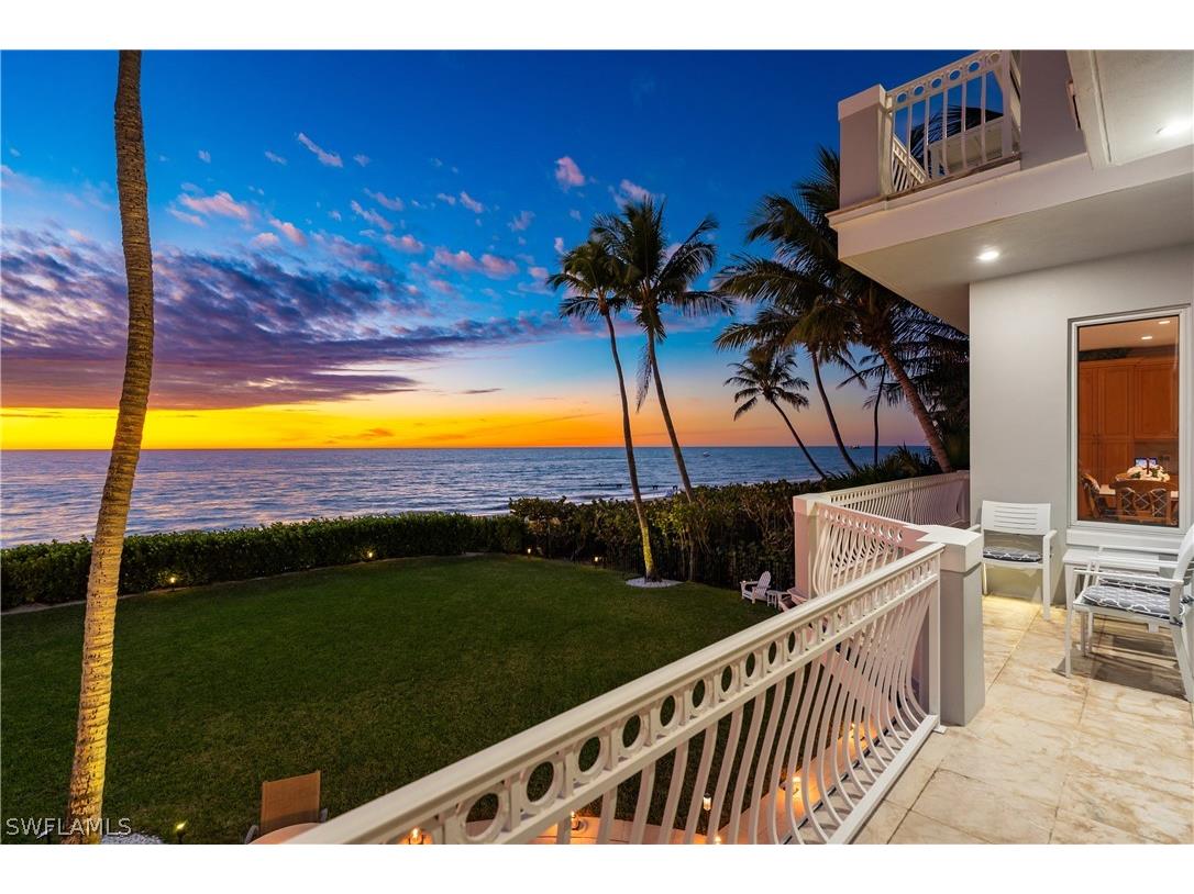 25 2nd Avenue S Naples FL 34102 226004403 image1