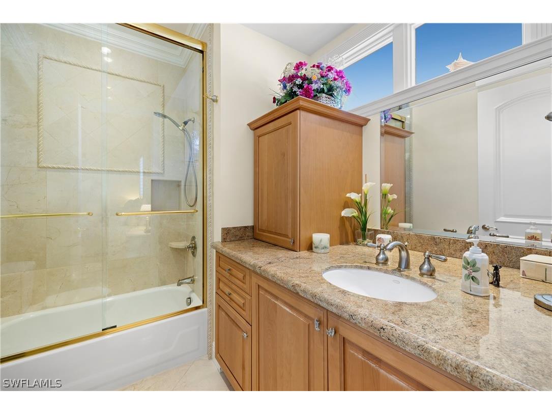 25 2nd Avenue S Naples FL 34102 226004403 image15