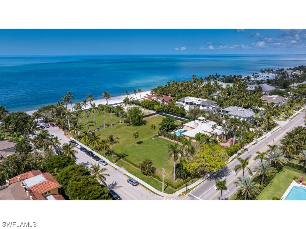 25 5th Avenue S Naples FL 34102 223030086 image1