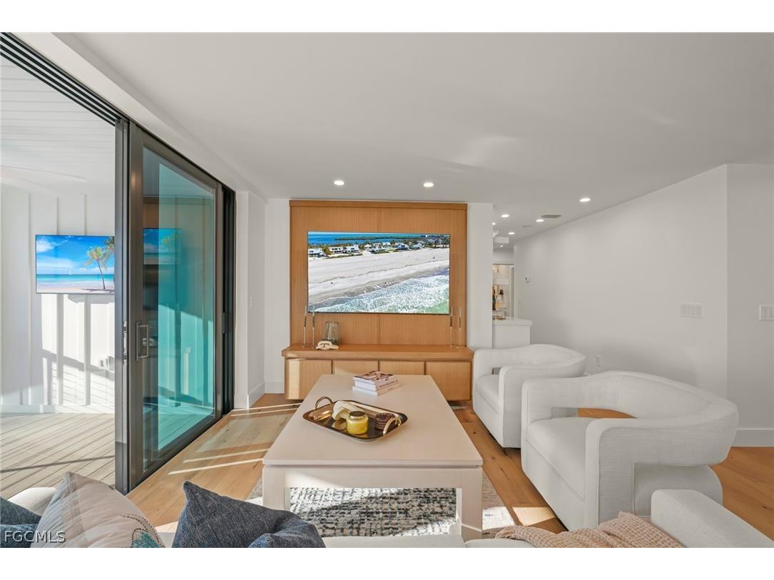 25 Beach Homes Captiva FL 33924 2026007634 image14