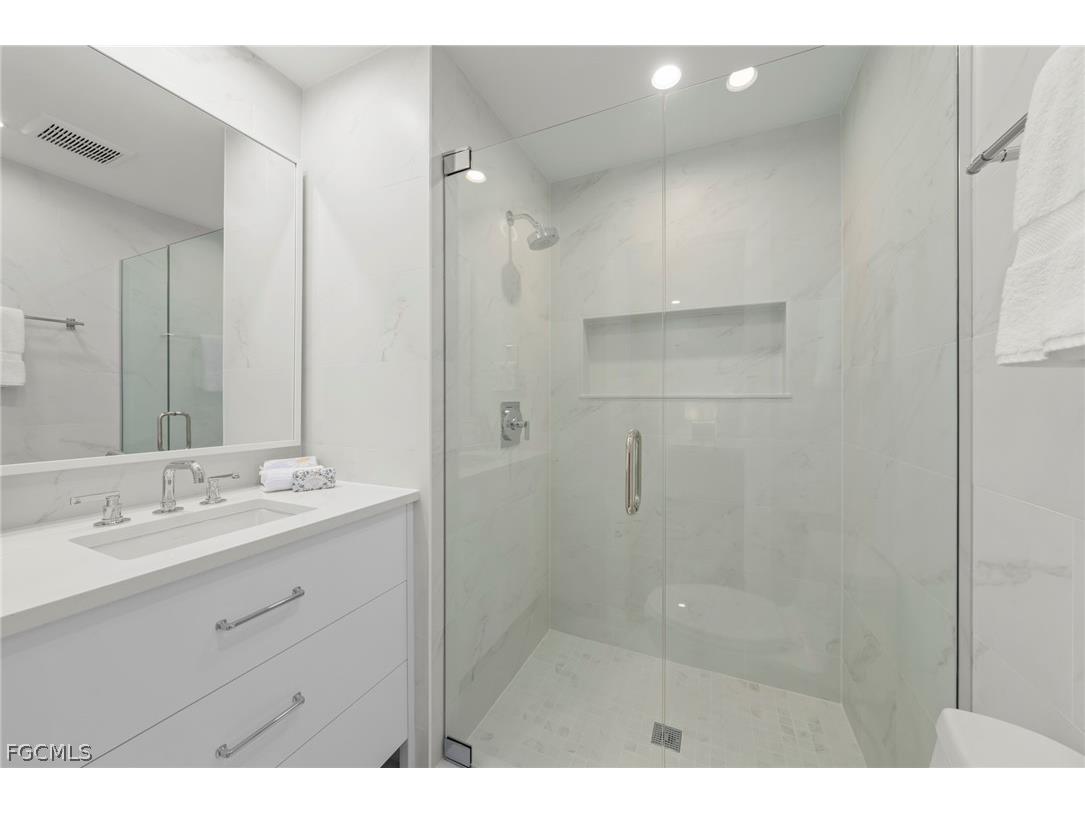 25 Beach Homes Captiva FL 33924 2026007634 image32