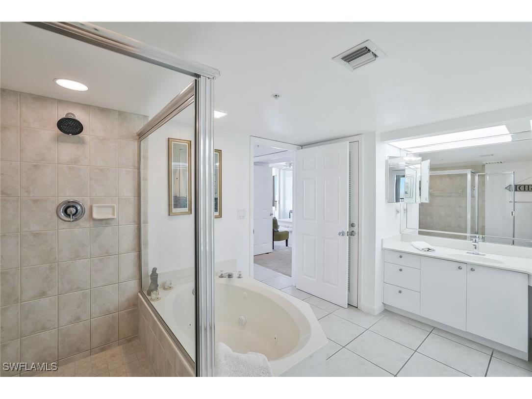 25 Bluebill Avenue #1103 Naples FL 34108 225064572 image16