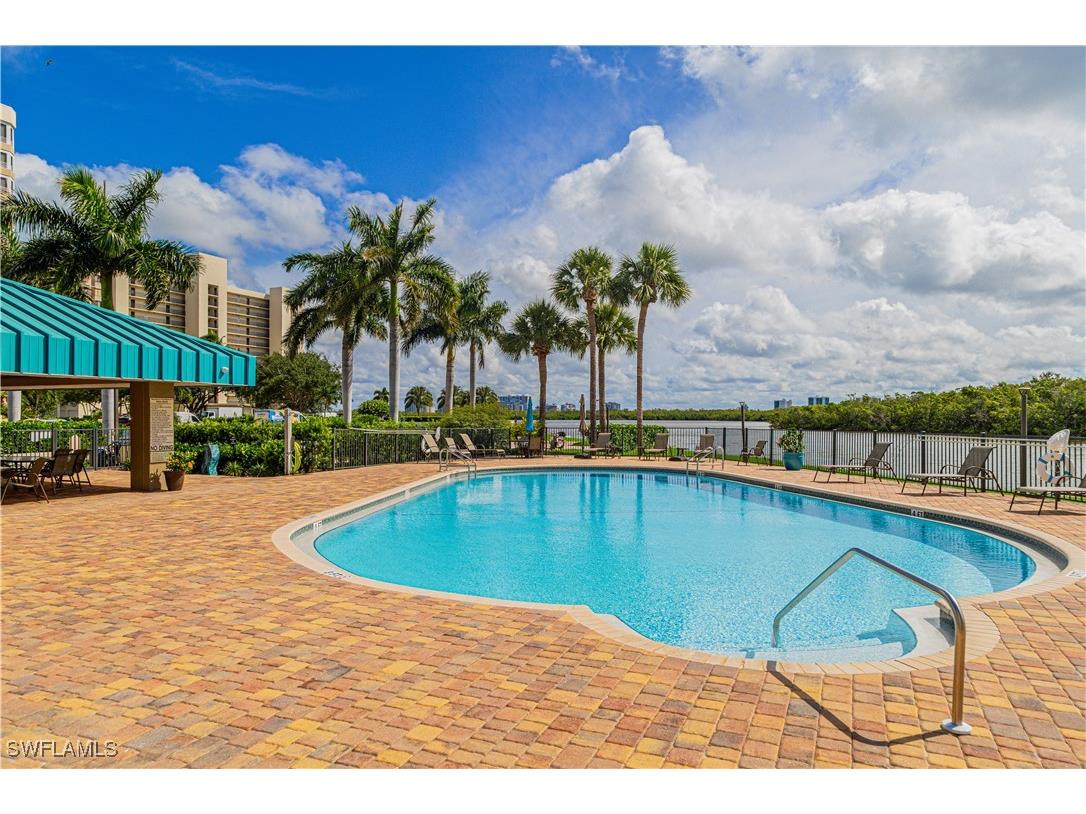 25 Bluebill Avenue #301 Naples FL 34108 225067341 image32